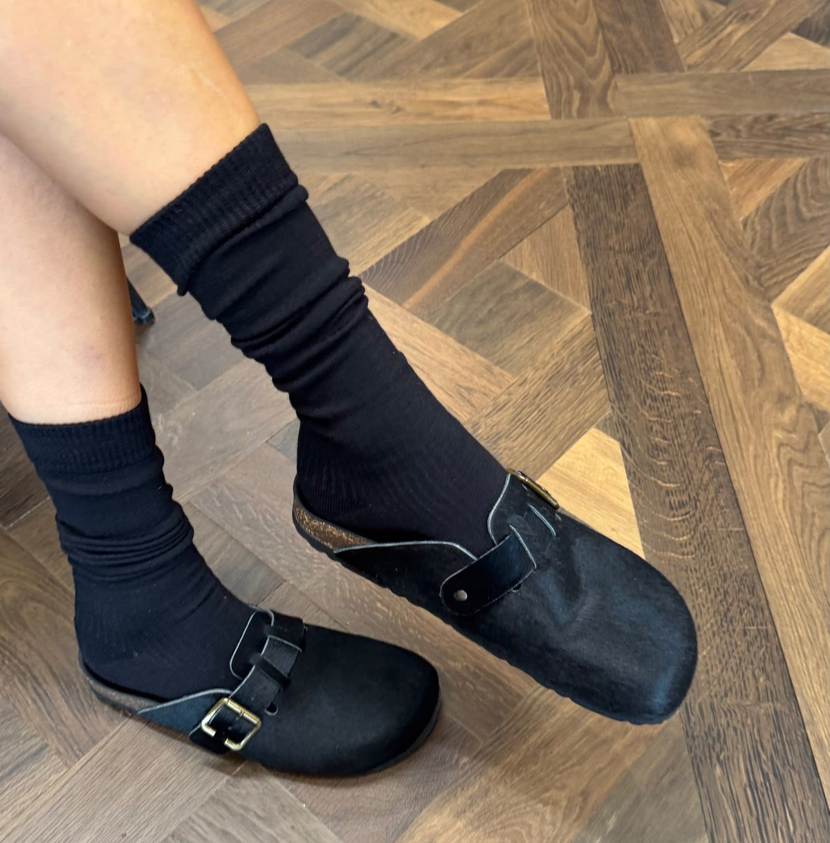 MULE IN CAVALLINO NERO