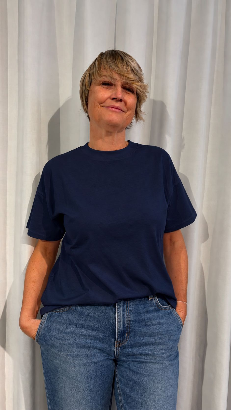 T-SHIRT OVER BLU