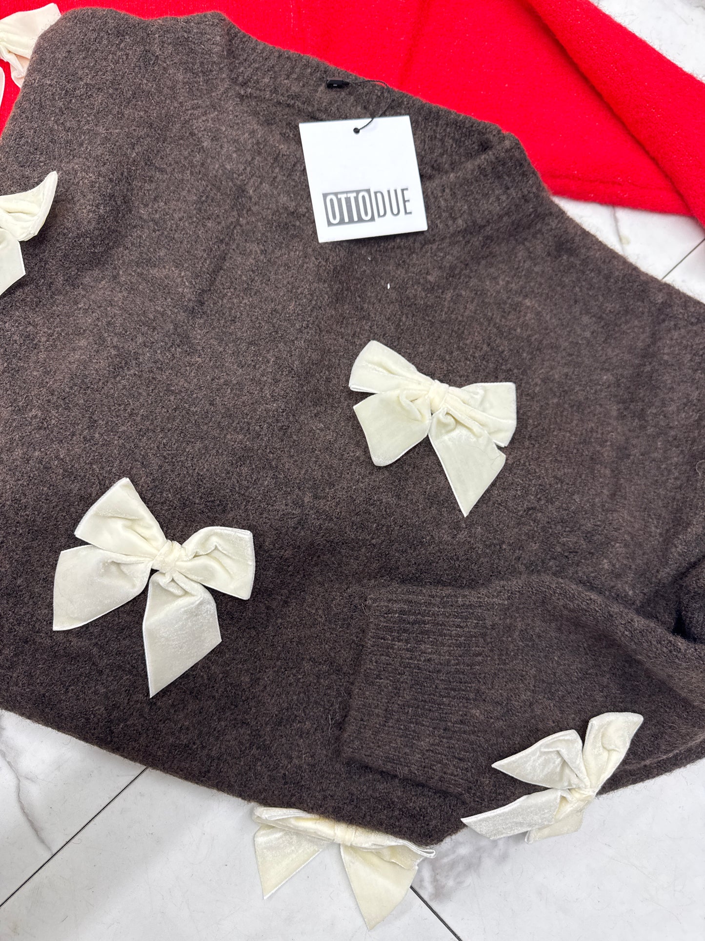 MAGLIONCINO FIOCCHI VELLUTO rosso/marrone/sabbia