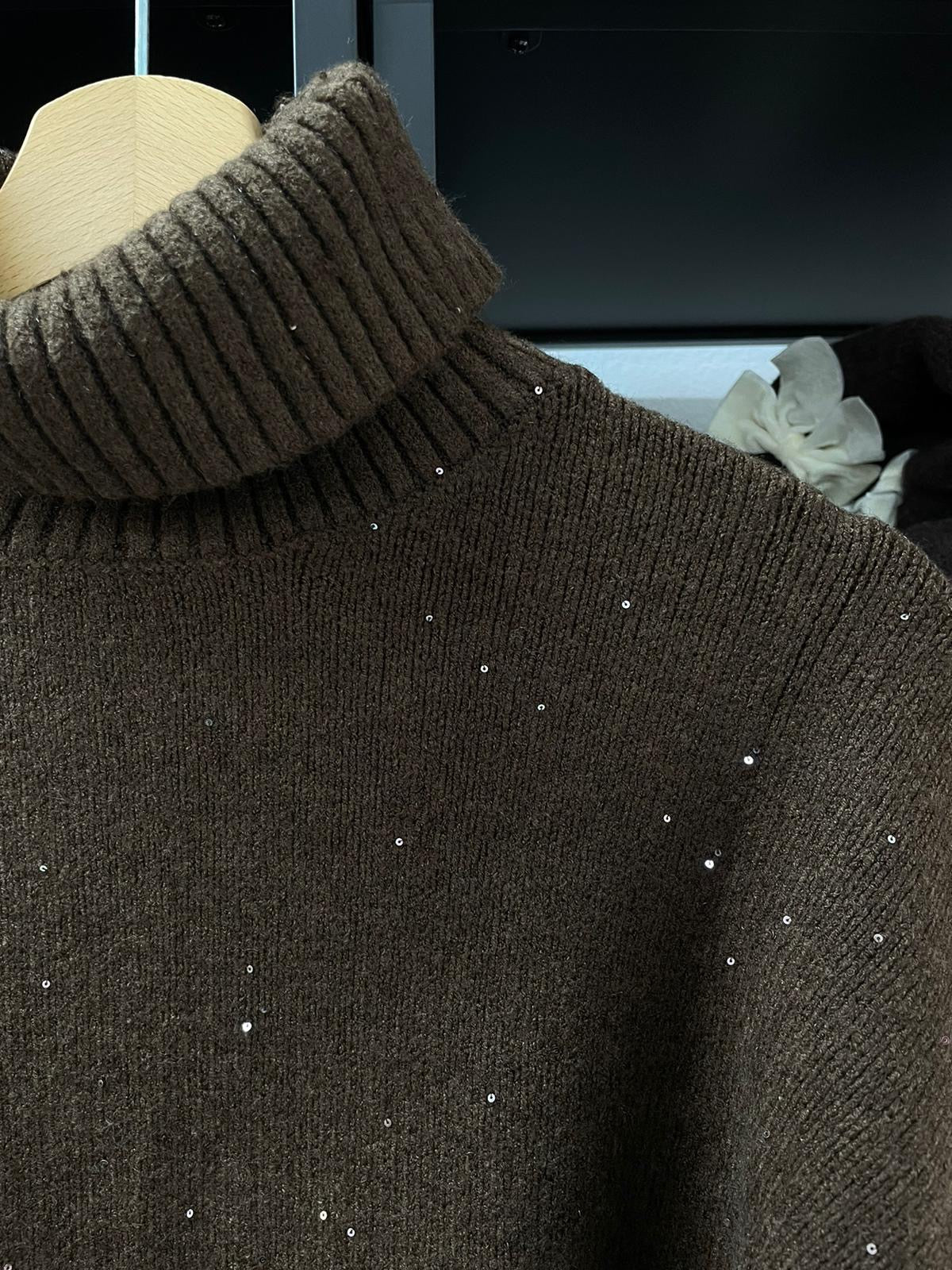 MAGLIA OVER COLLO ALTO MICROPAILLETES MORO