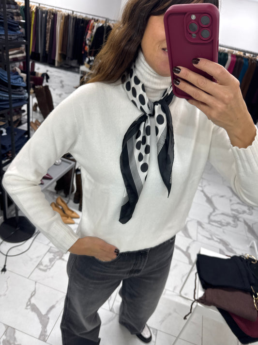 MAGLIONCINO LUPETTO SPACCO BIANCO