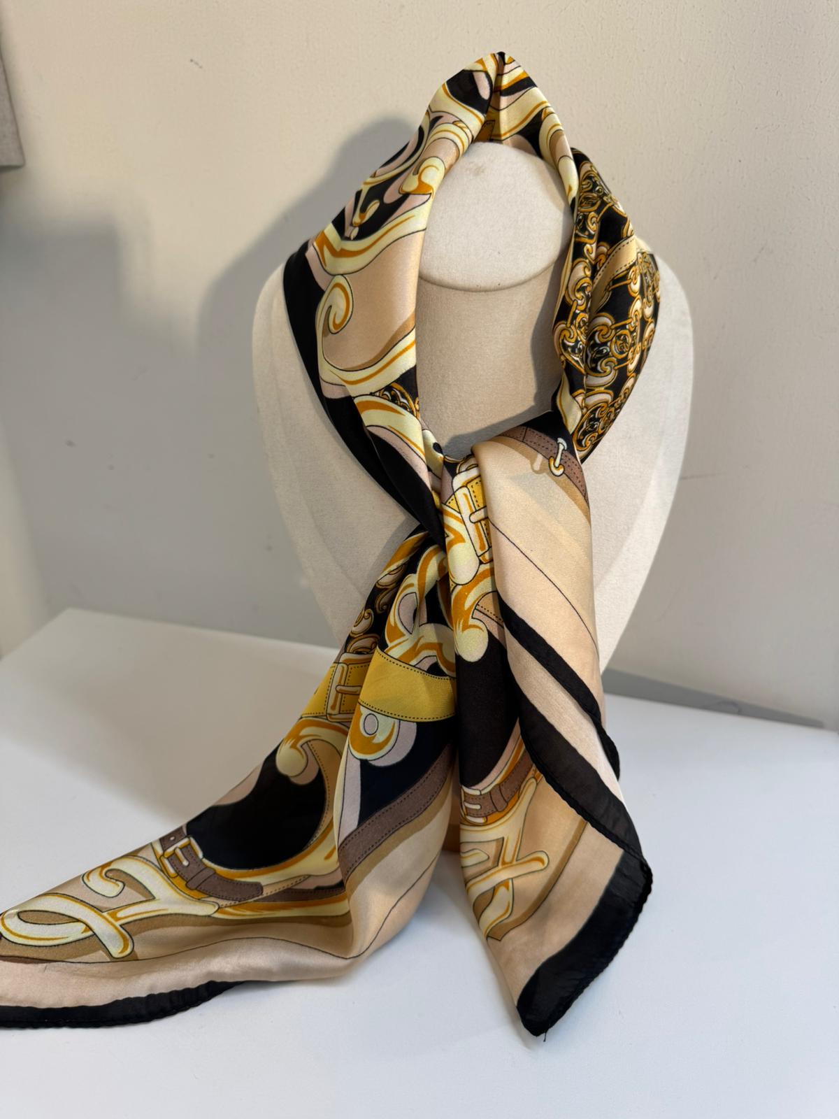 FOULARD STAMPA FIBBIE nero/verde/rosa