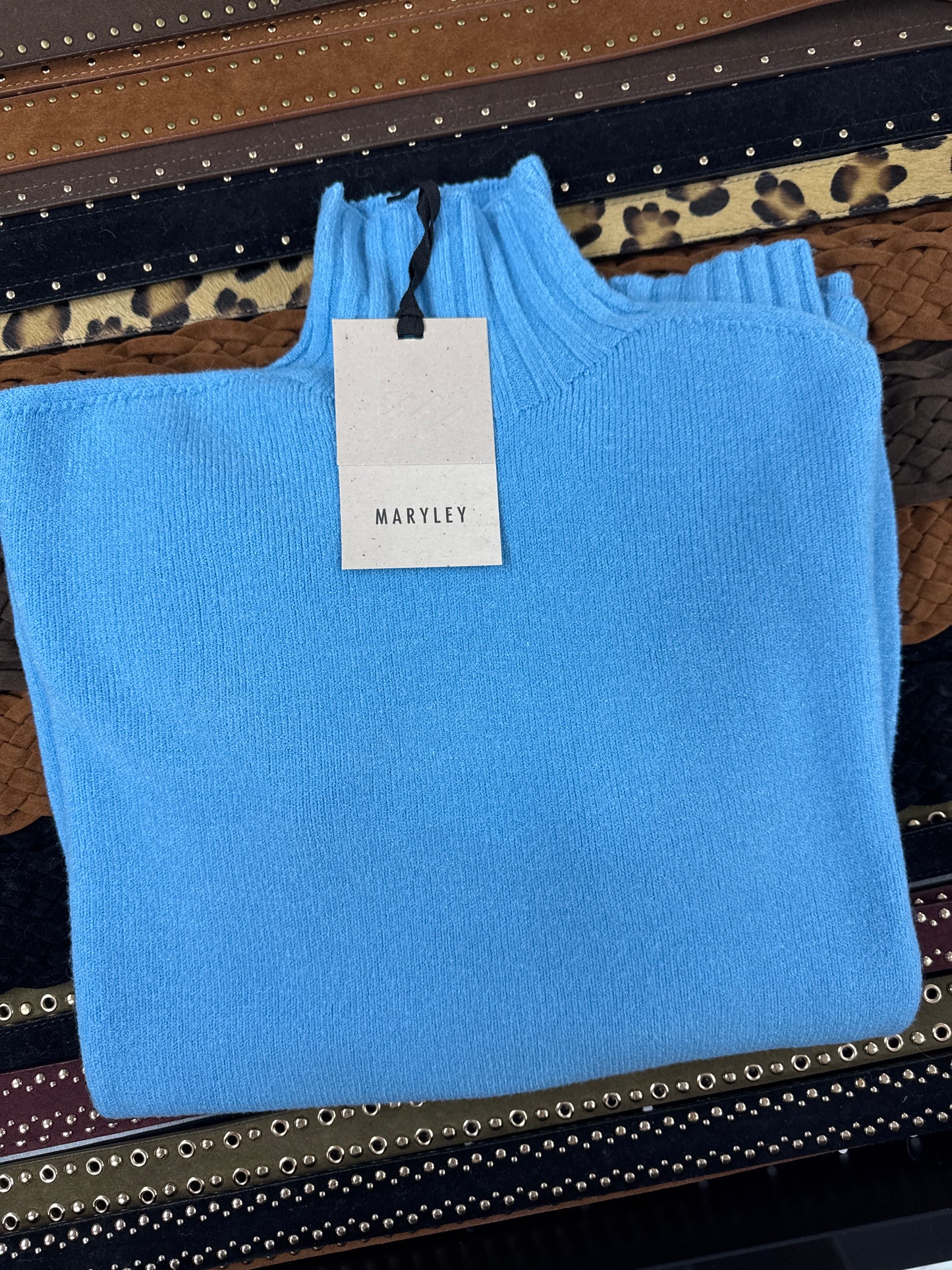 MAGLIONCINO LUPETTO SPACCO AZZURRO