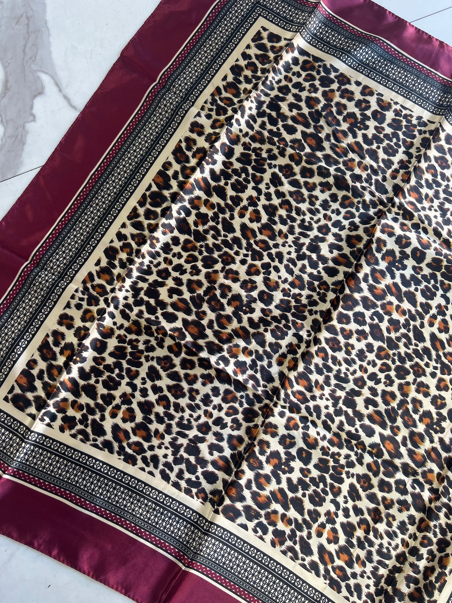 FOULARD MACULATO BORDEAUX