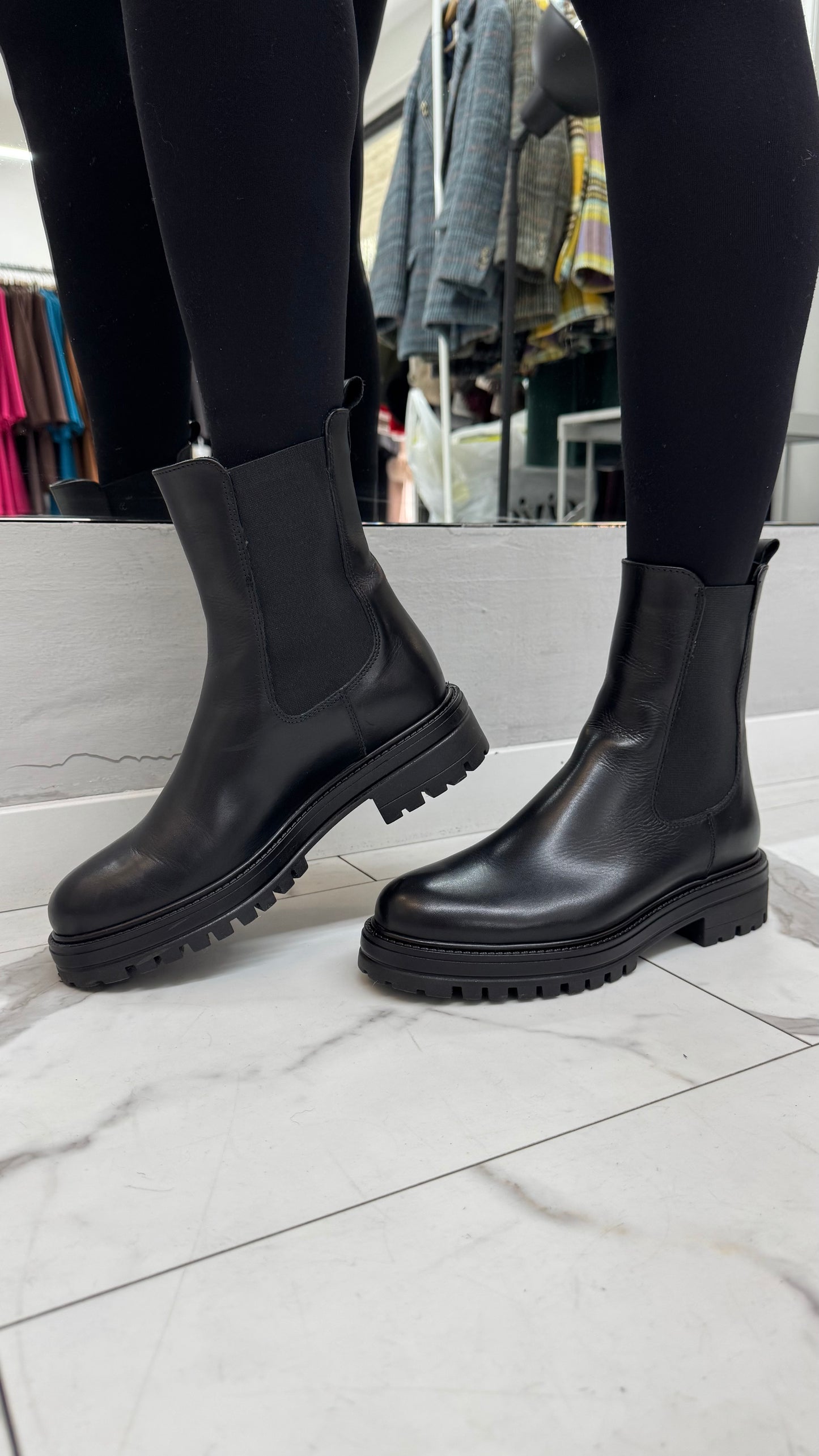 CHALSEA BOOTS NERO